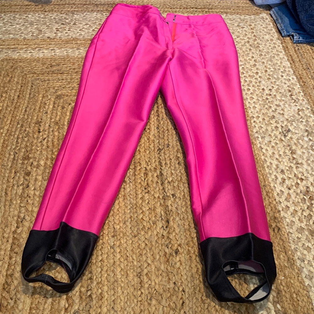 Bight and stunning pink ski pants
